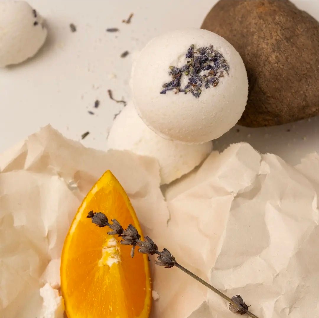 Bomb by Bain Lavender & Orange Douce - ESSENCE BEAUTY BOX