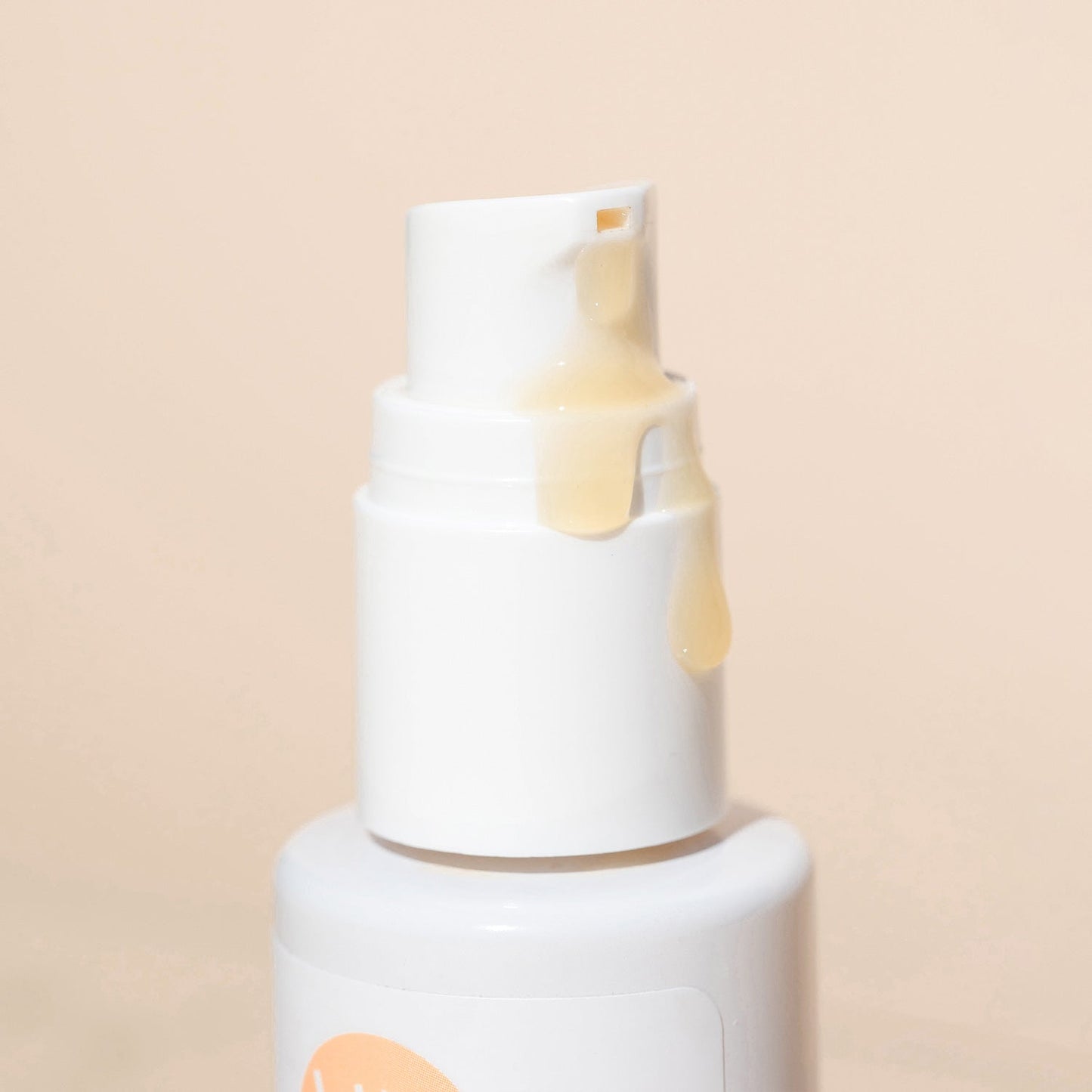 Brighten Vitamin C Face Serum AM treatment. - ESSENCE BEAUTY BOX