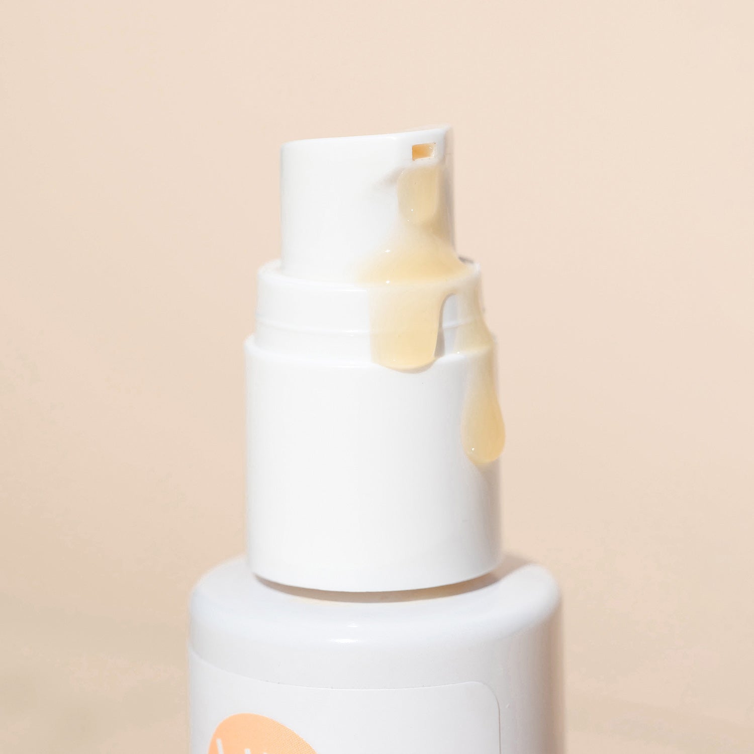 Brighten Vitamin C Face Serum AM treatment. - ESSENCE BEAUTY BOX